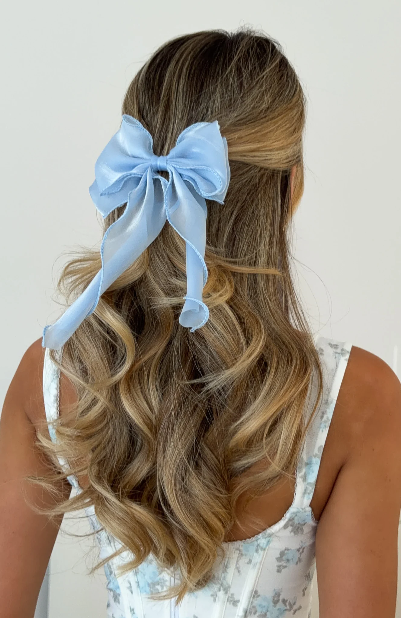 Karin Hair Clip Light Blue - Image 3