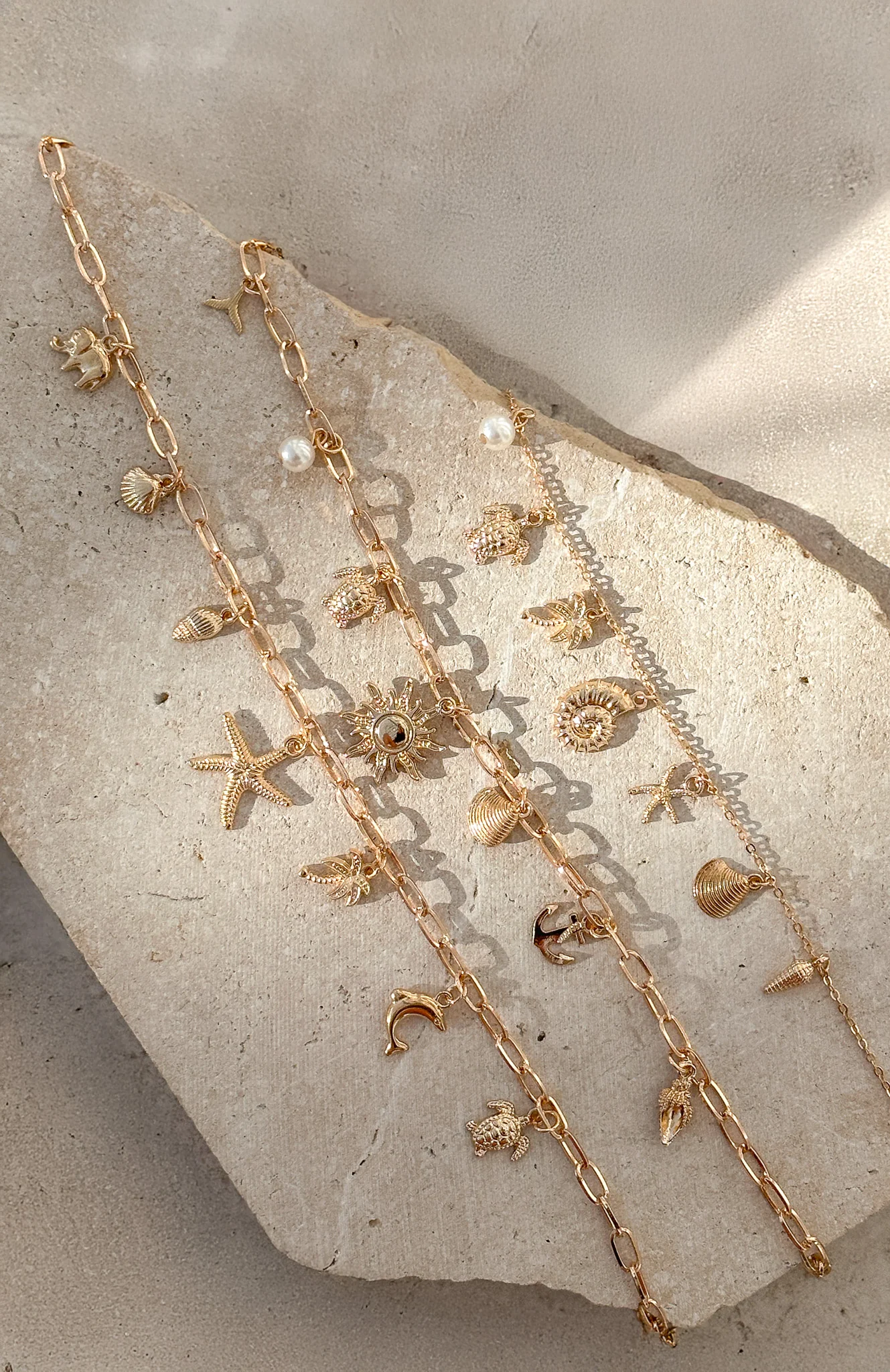 Mayer Necklace 3 Piece Set Gold - Image 9