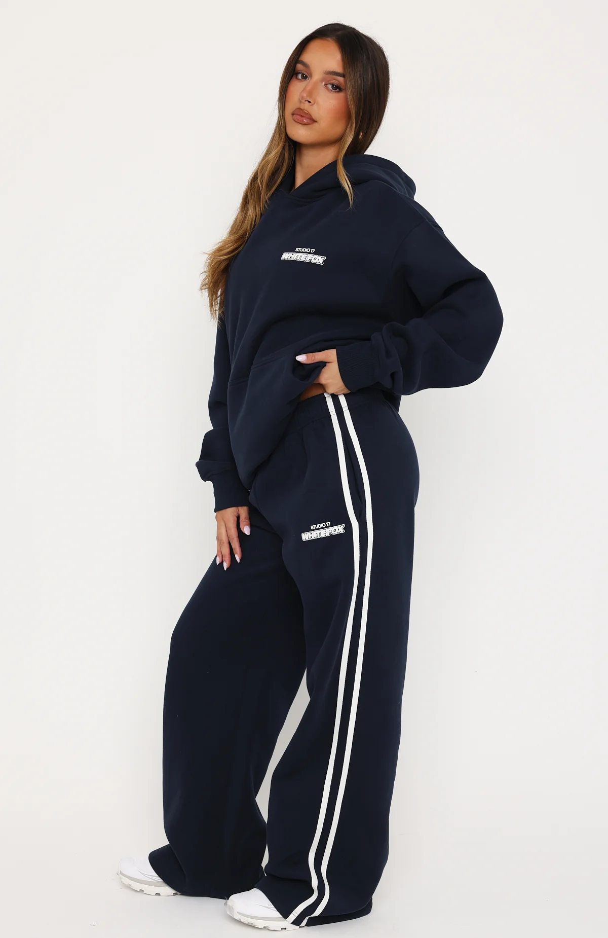Studio 17 Spencer Wide Leg Sweatpants Navy - Image 4